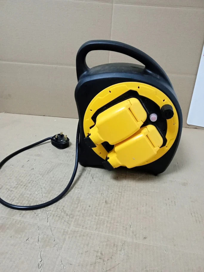 Slx Outdoor Extension Lead Waterproof 20m 2 Socket Reel Heavy Duty Cable