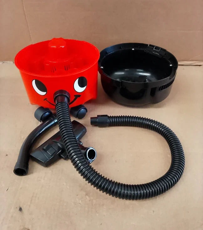 Casdon Henry Hetty Red Black Vacuum Cleaner Toy Real Function Nozzle Accessories