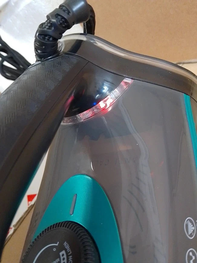 Tower Steam Iron 3100W Fast Heat Up Quick Ironing 180g Steam Boost T22013TL