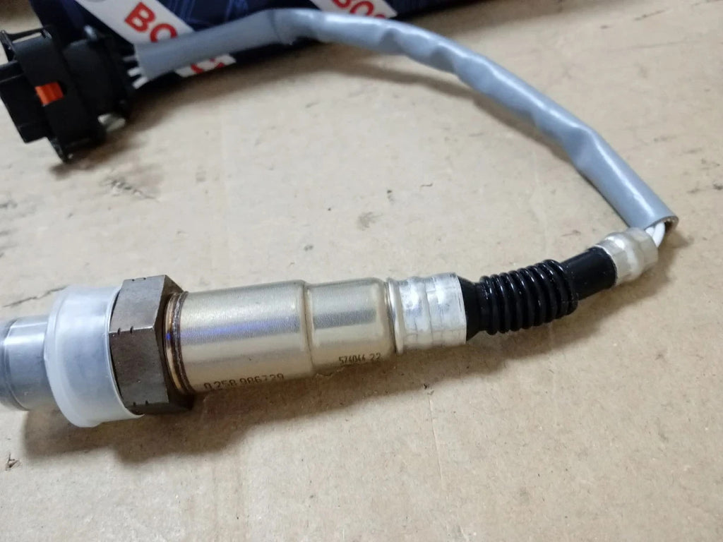 Bosch 0258986729 Lambda Sensor With Vehicle Specific Connector