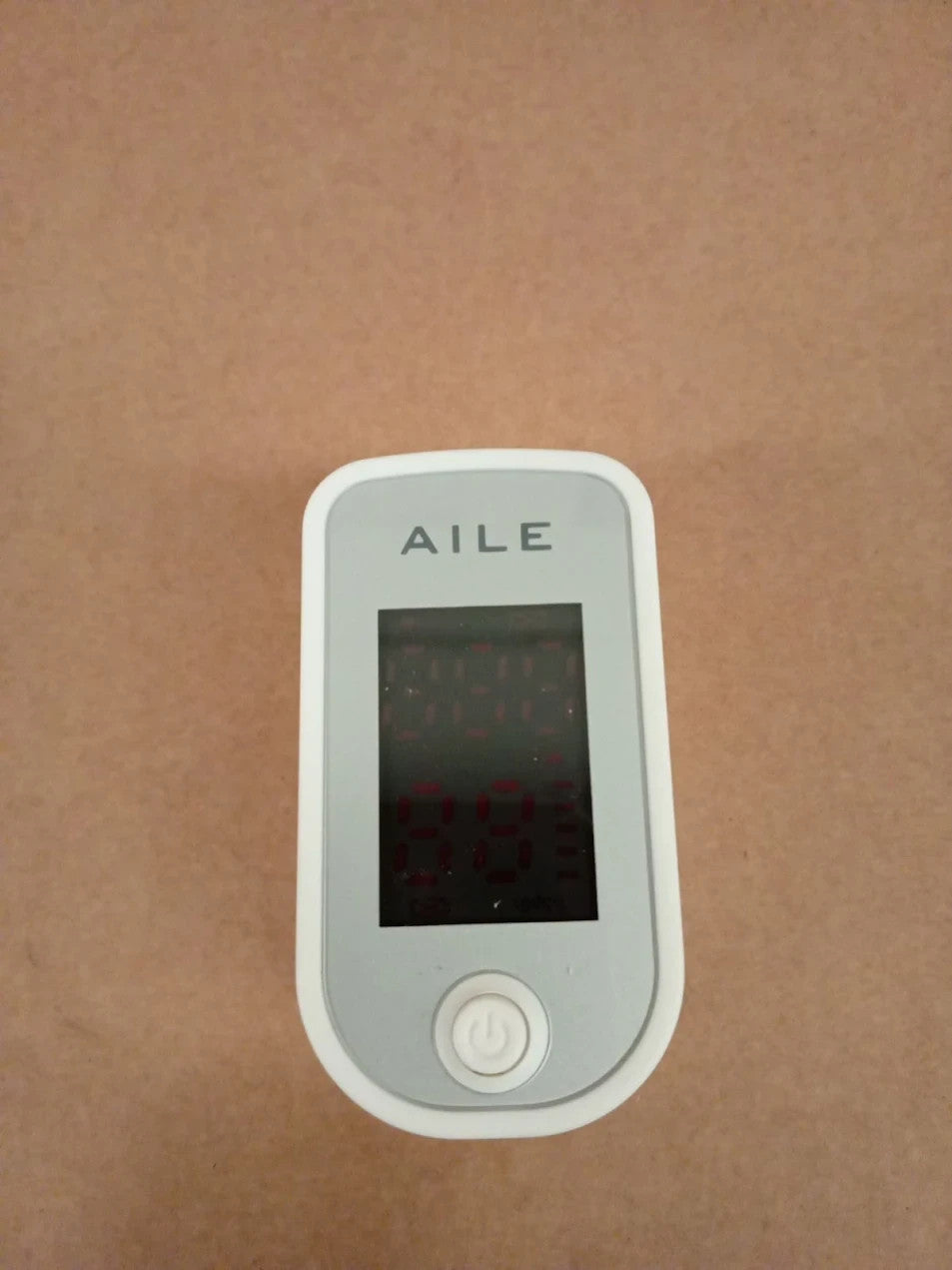 AILE Pulse Oximeter Oxygen Meter Adults Accurate Fast Easy Larger Red Screen