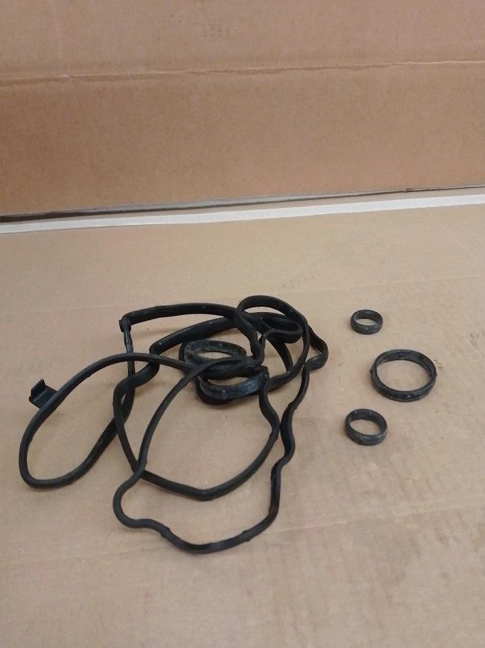 Elring 898.100 Gasket Set Cylinder Head Cover Durability Quality Black