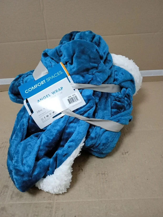 Comfort Spaces Glimmersoft Plush To Sherpa Pocket Hooded Angel Wrap 58x72in New