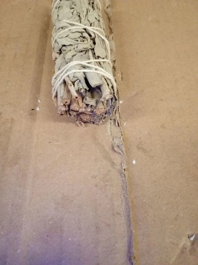 Vie Smudge Stick White Sage Copal Resin Pack Of 2 4cm Artisan Crafted Gifts