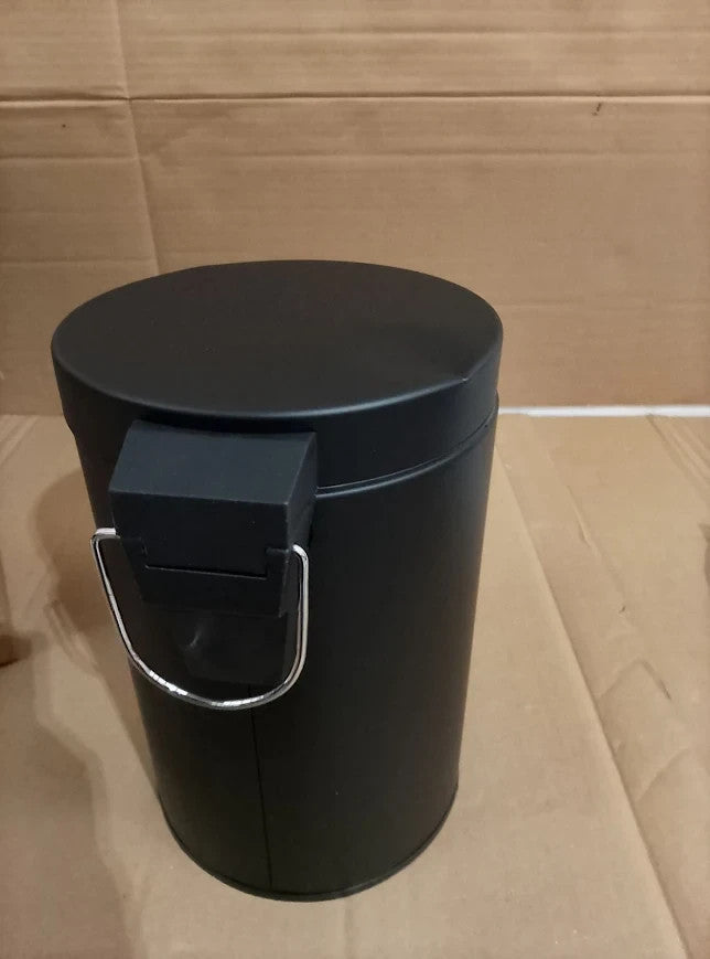 Argos Home 3 Litre Capacity Bathroom Pedal Bin Black 25.1x22x17cm