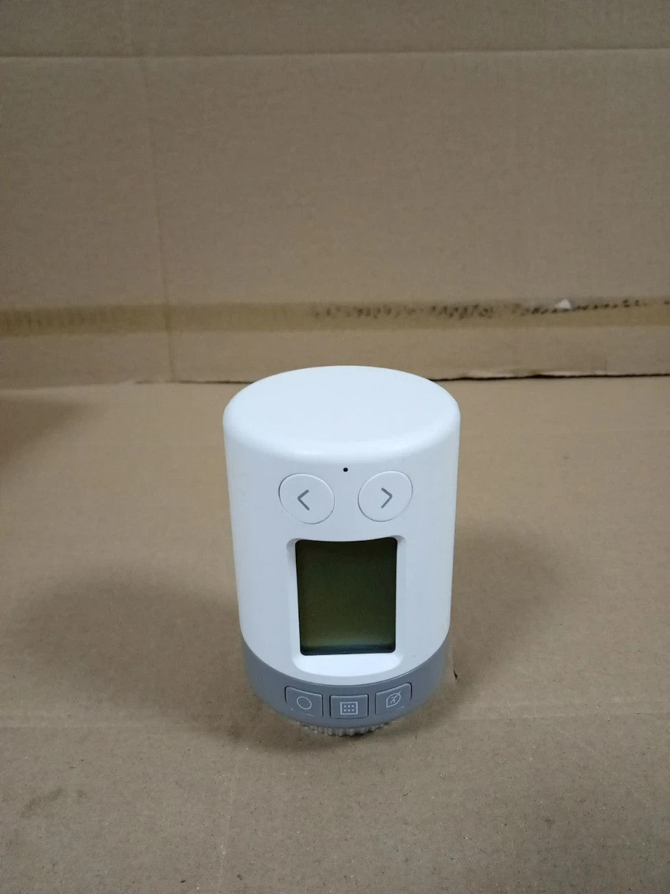 Honeywell Home Smart Radiator Thermostat Valve HR 27 ECO ETRV Programmable White
