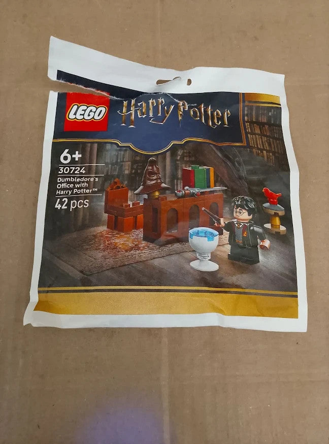 LEGO Harry Potter Dumbledore's Office Building Set Harry Potter Figure 30724