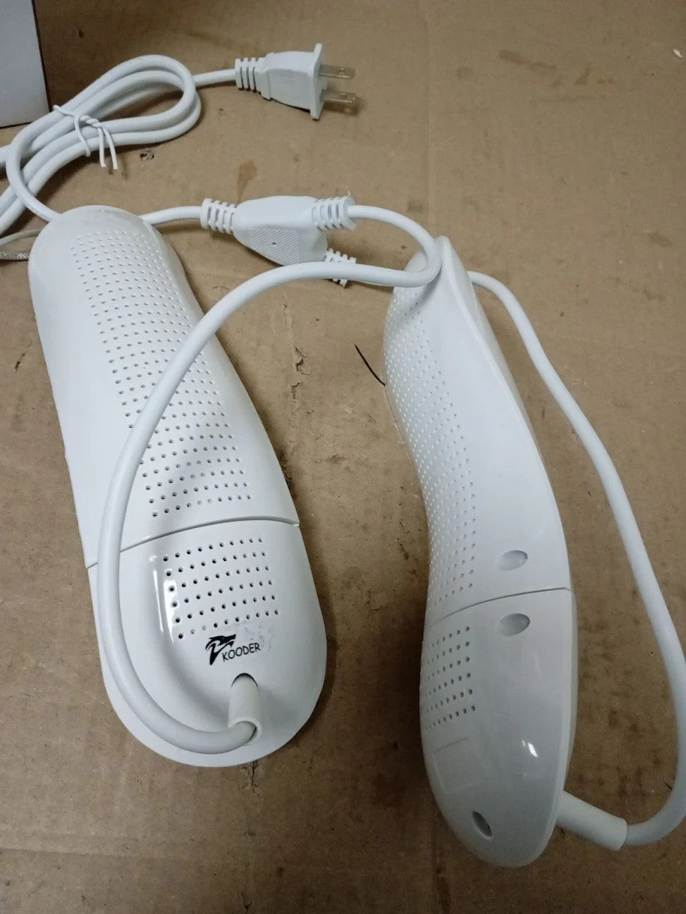 KOODER Boot Shoe Foot Dryer Eliminate Bad Odor & Sanitize Shoes White