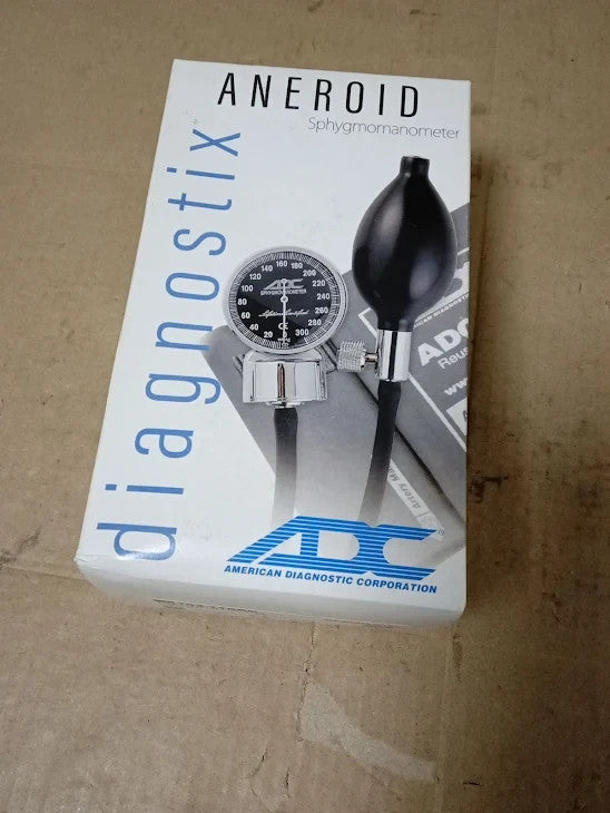 American Diagnostic Corporation DIAGNOSTIX Palm Aneroid Adult Black 1 EA