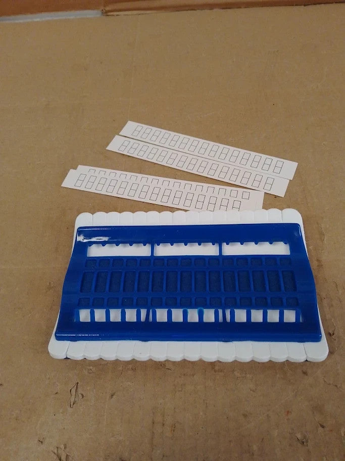 Trimits Embroidery Thread Organiser 30 Shade Slots Needlework Cross Stitch