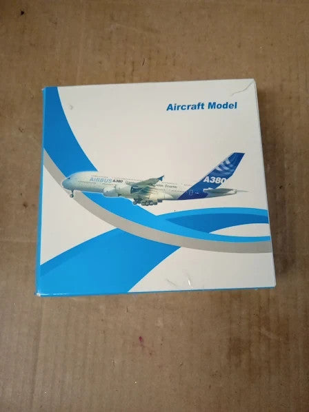 Qiyumoke Qatar 1:300 Die Cast Airplane Model A380 Sky Jumbo 7.48x7.95x2.64in