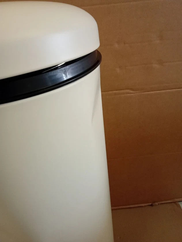 Habitat 30Litre Round Kitchen Pedal Bin Made From Carbon Steel Matt Cream