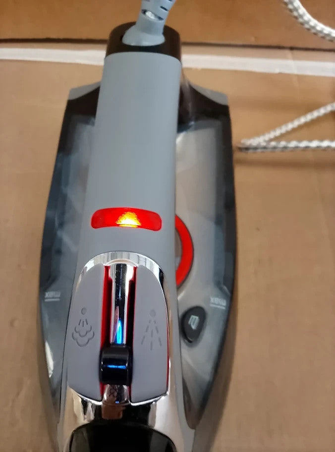 Russell Hobbs Steam Iron 3100W 210g/min Extra Steam Boost 70g/min Power Steam