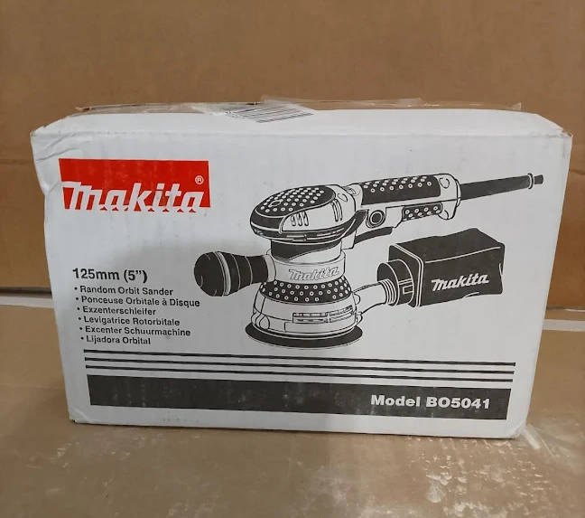 Makita BO5041/2 240V Random Orbit Sander Corded Electric Power Tool Design
