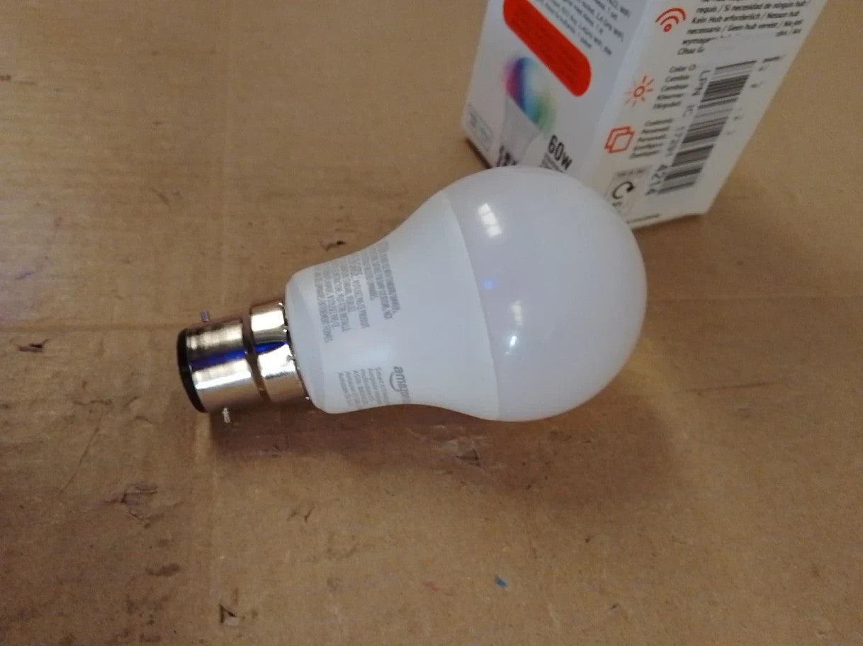 Amazon Basics Smart Multicolor LED Light Bulb B22 Base 8w Works Alexa New
