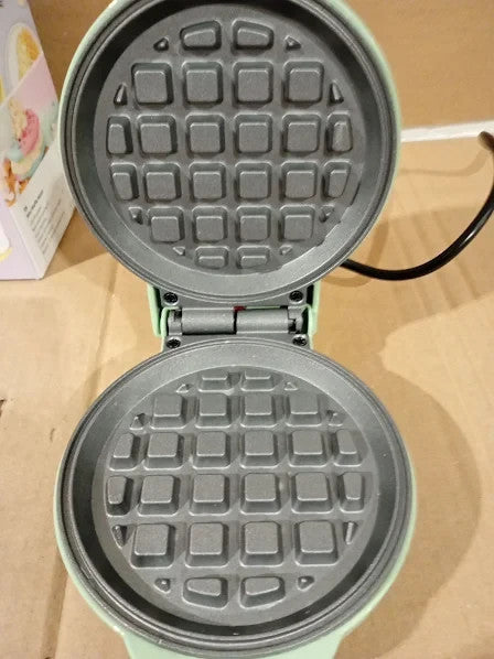 Giles Posner EK4214GSGR Mini Waffle Maker Non Stick Iron Machine 15x10.5x22.4cm
