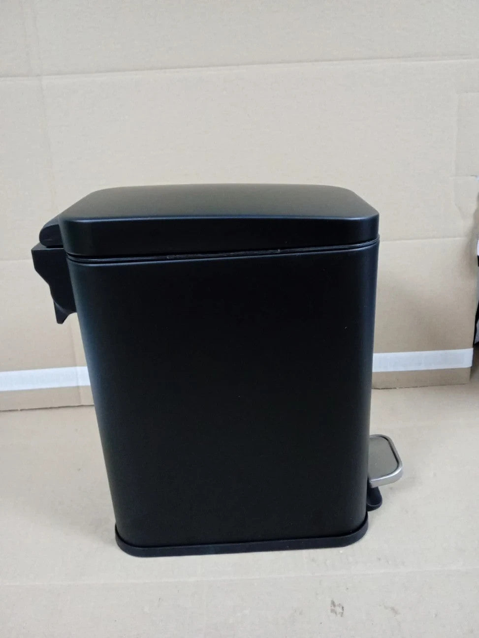 SONGMICS Bathroom Bin Narrow Pedal Toilet Bin Lid Slim Small Spaces Steel Black