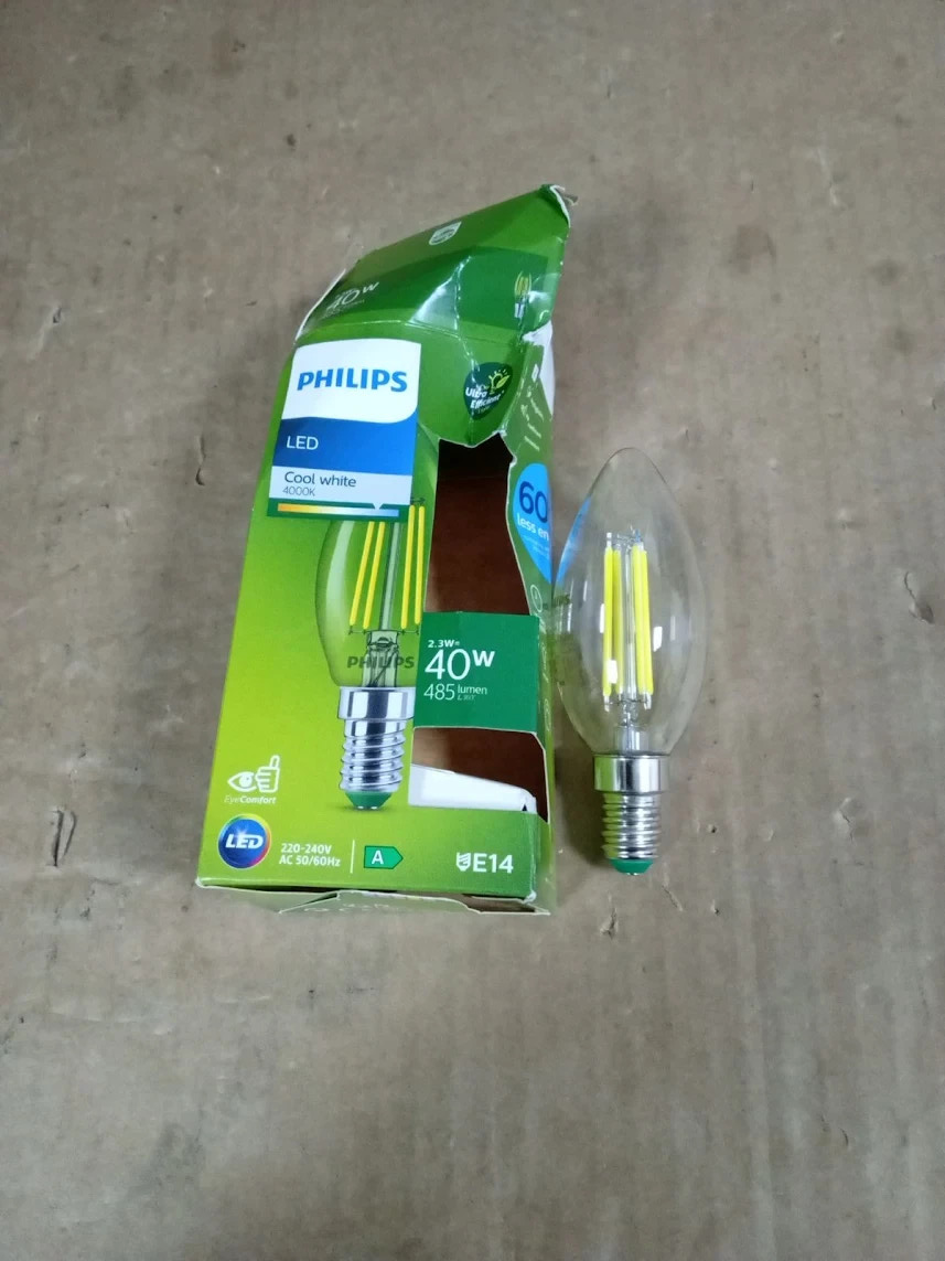 Philips Classic Ultra Efficient LED Bulb Energy Efficiency Class A E14 Base New