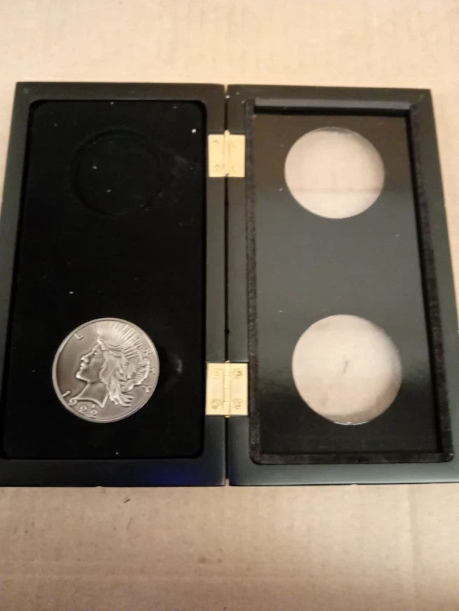 The Noble Collection Batman Harvey Dent Two Face Coin Set Collectible Design