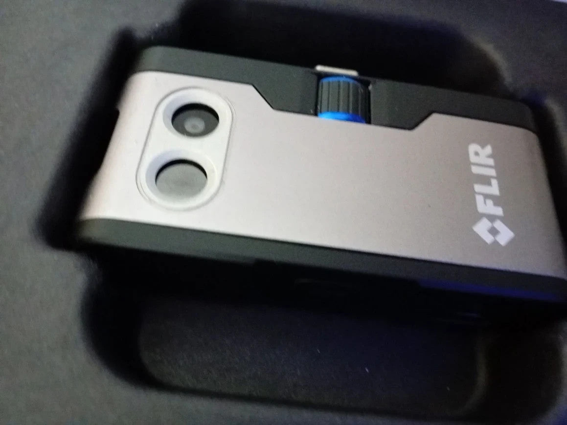 Flir One Thermal Imaging Camera iOS Smartphones iPhone 15 240x180 New