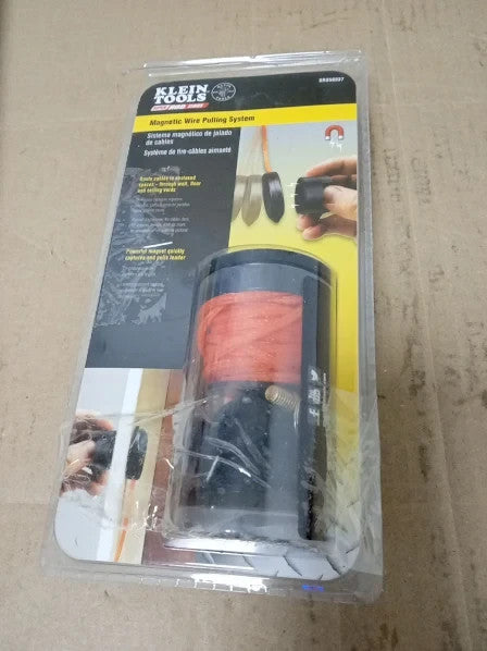 Magnetic Wire Pulling System Klein Tools SRS56037 4.34 x 4.1 x 2.25in New