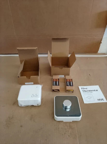 Hive Thermostat Heating Hot Water Control Conventional Boiler 15x62x62cm New