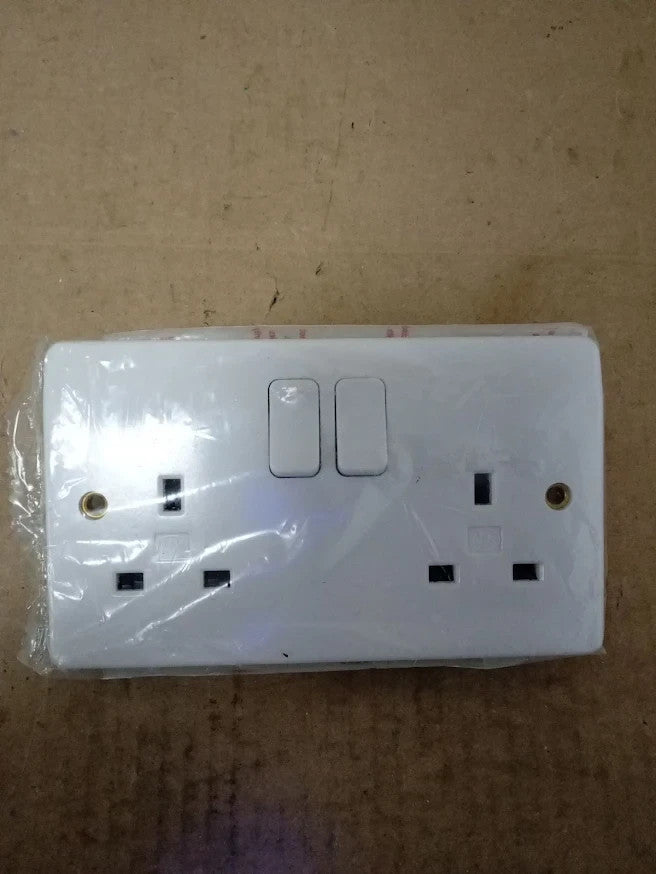 MK Logic Plus K2747 WHI DP 13A 2 Gang Double Socket White Twin Power Outlet New