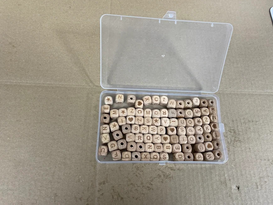 Wooden Alphabet Letter Beads Cube Craft Jewellery Making DIY Bracelet Box New