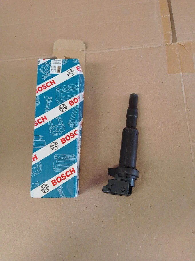 Bosch 0221504470 Ignition Coil Male To Female For Car 6x7x21cm