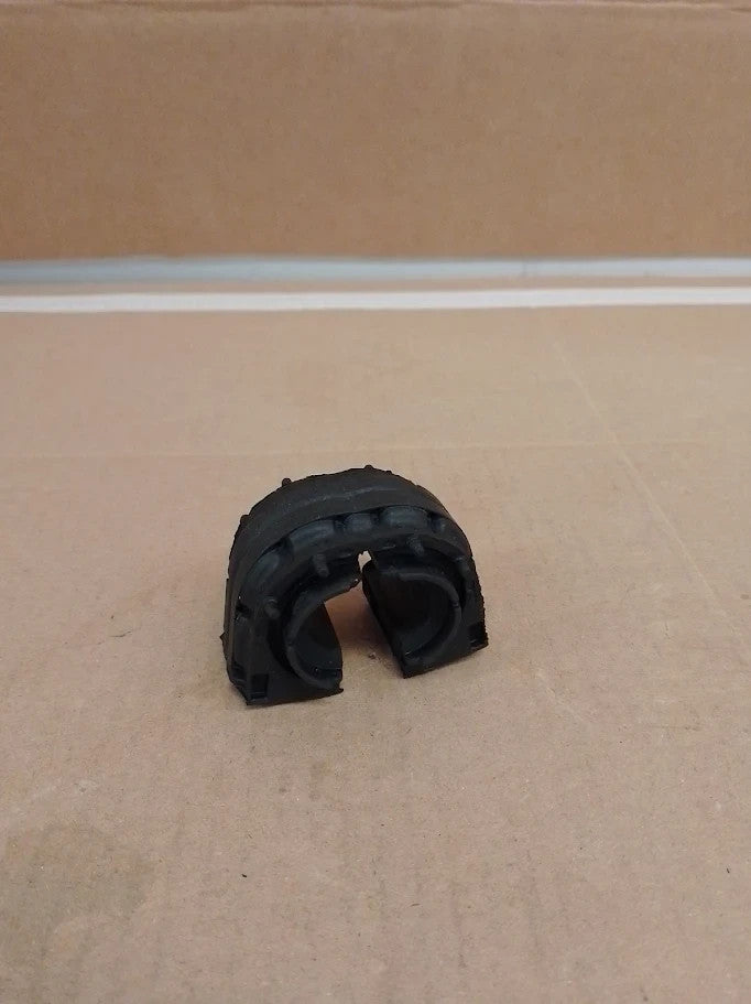 Febi Bilstein 32625 Anti Roll Bar Bush Black Rubber Pack Of One New