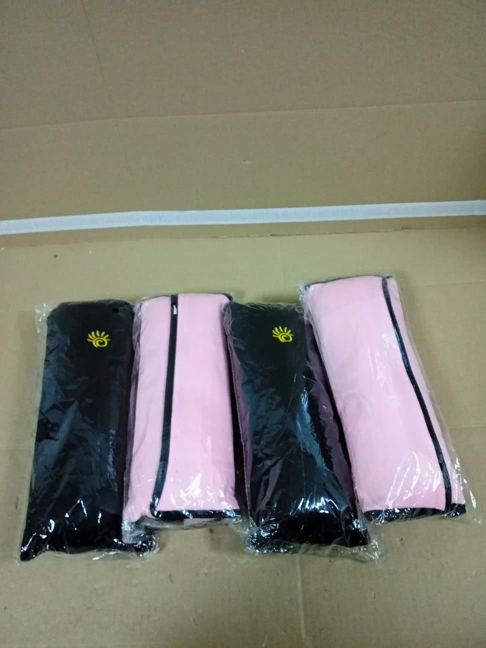 4 Pieces Child Car Seat Belt Pad Pillow  Infant 28x12x9cm Black Pink New