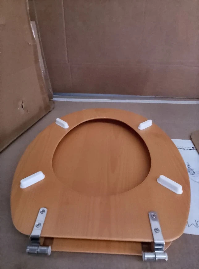 Argos Home Pine Effect Toilet Seat Natural Moulded Wood 45.4x36.9x5.2cm