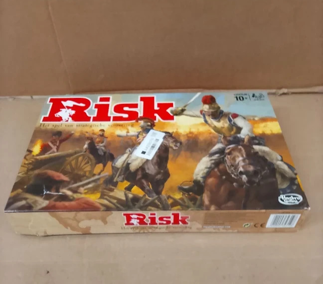 Hasbro Risk 0604072 Strategy Board Game Classic Edition Premium Quality Design