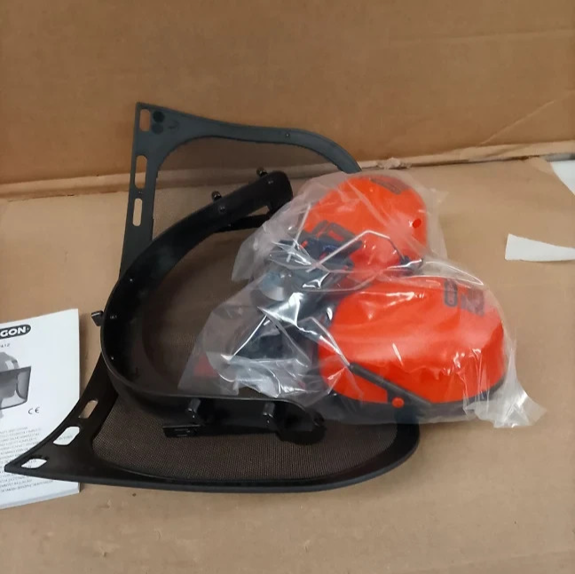 Oregon 562412 Chainsaw Safety Helmet Ear Defenders Mesh Visor Quality Design New