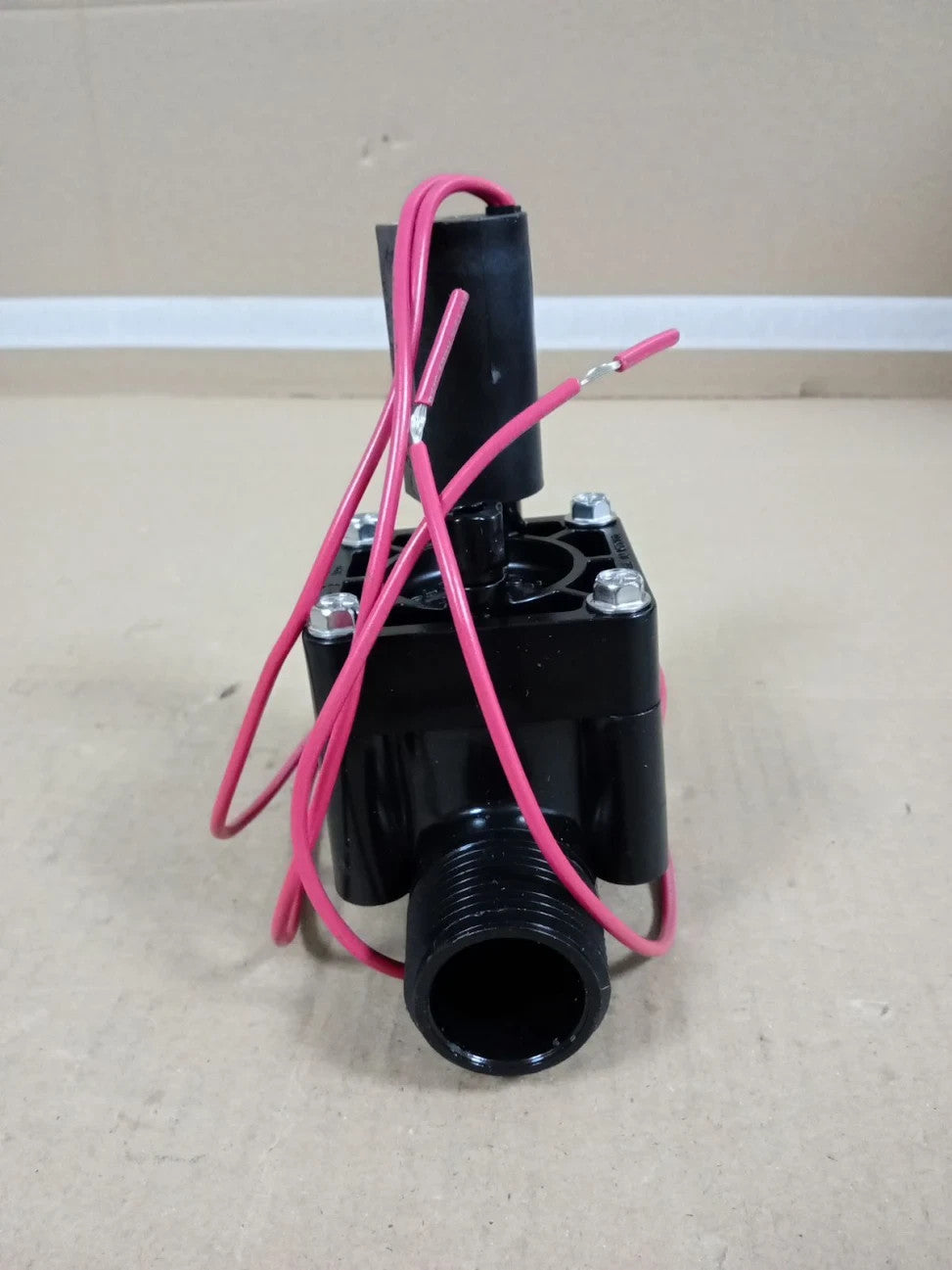 PGV Irrigation Valve Screw Top 1" Valve Male Thread Inlet 1" Barb Outlet No Flow