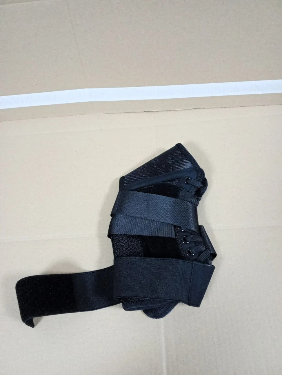 Adjustable Ankle Brace Removable Stabilizers Support Sprains Sports Medium New