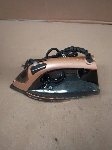 Russell Hobbs Iron Copper Soleplate 150g Steam Shot 2600W 28.6x12.5cm