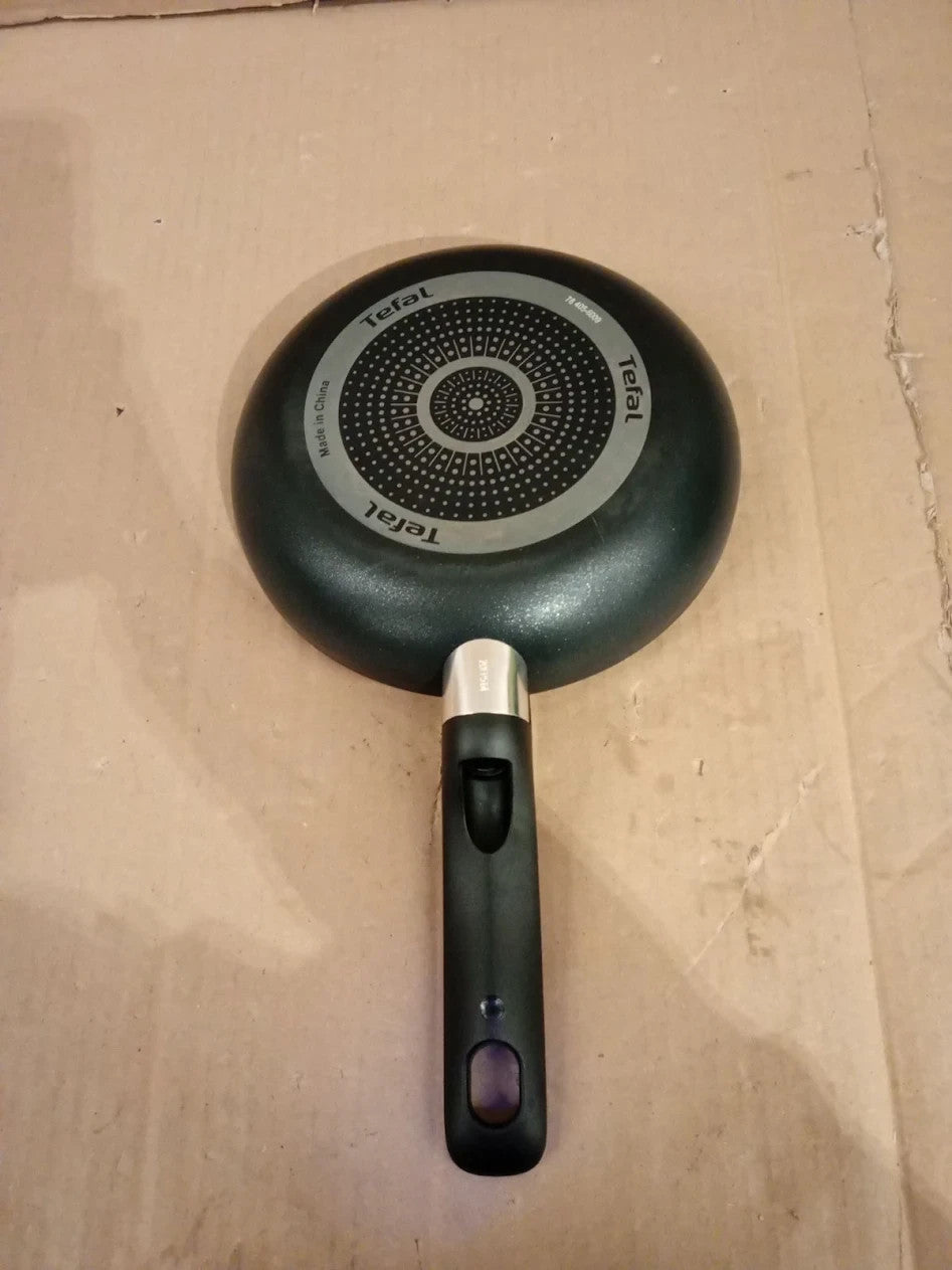 Tefal Titanium Essential Non Stick Frying Pan 20cm Pancake Pan Aluminium B941024