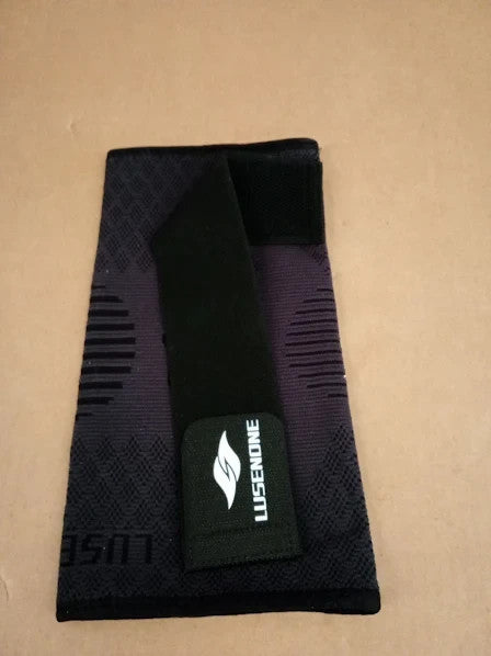Lusenone Elbow Support  Strap Women Men Compression Sleeve XL New