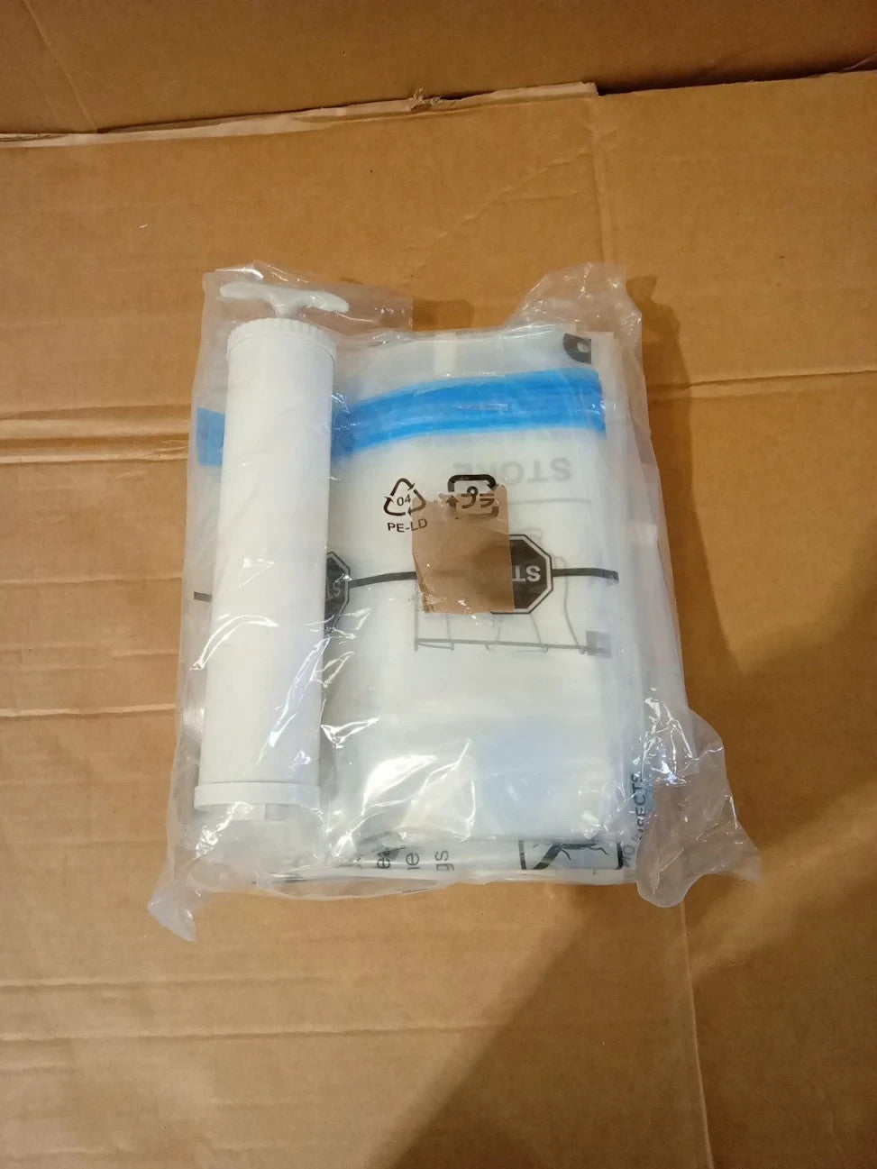 Amazon Basics Vacuum Compression Zipper Storage Bags Airtight Valve 6 Pack New