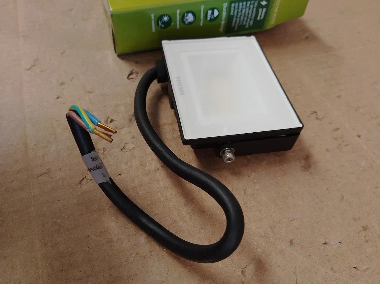 Philips Lois Outdoor Floodlight Daylight Metal 10w 5000K Black New