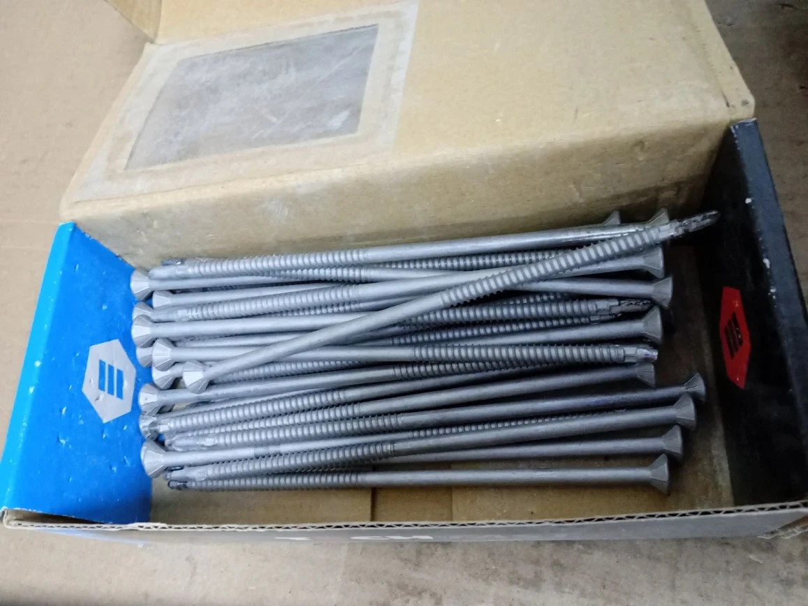 TechFast Light Duty Timber Steel Roofing Screws 5.5x150mm Elementech Threaded