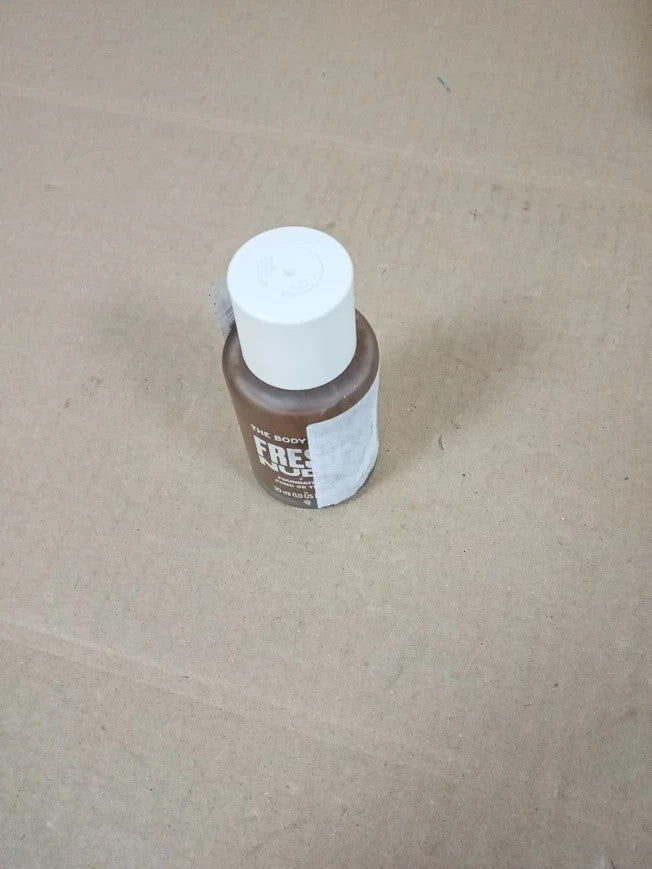 The Body Shop Fresh Nude Foundation 30ml Nude Glow Finish Tan 2N