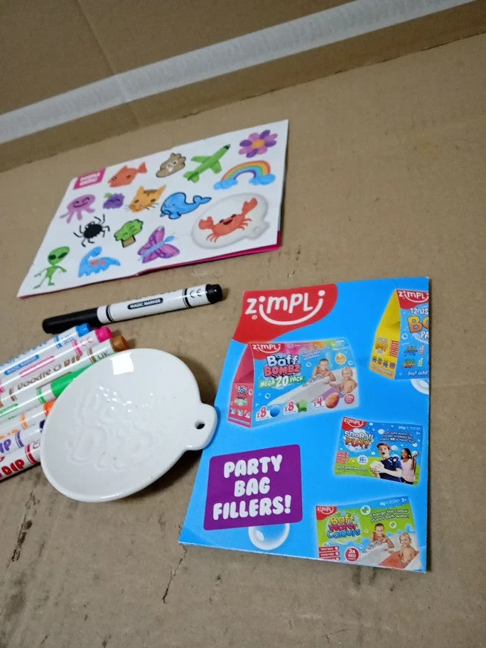 Zimpli Doodle N Dip 8pc Magic Markers Picture Paddle Draw Water Colouring New