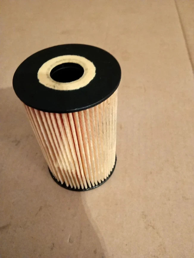 Febi Bilstein 36634 Oil Filter For Car Replacement Part 11.7x6.6x6.6cm