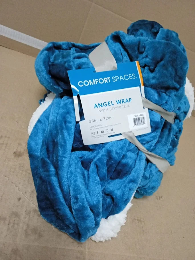 Comfort Spaces Glimmersoft Plush To Sherpa Pocket Hooded Angel Wrap 58x72in New