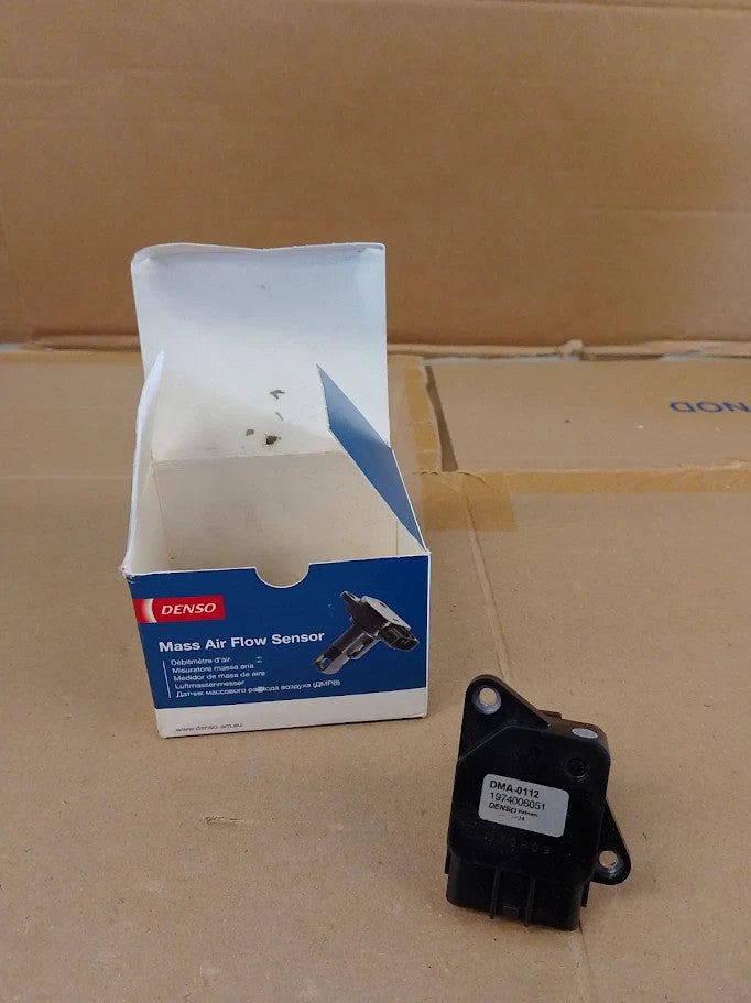 Denso Mass Air Flow Sensor DMA0112 OE Number 2220430010 Fits Toyota Lexus IS New