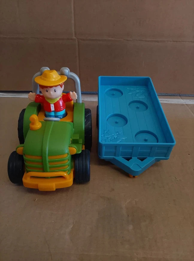 Battat Farm Toy Set Tractor Trailer Animals Lights Sounds Music Kids Design New