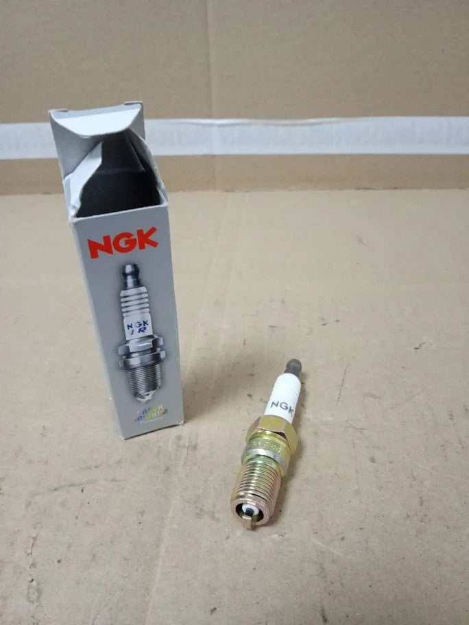 NGK Spark Plug SILZKFR8D7G Laser Iridium 90912 New