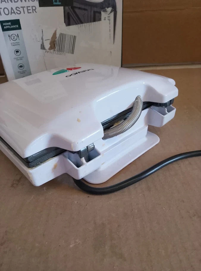 Daewoo Essentials 2 Slice Sandwich Toaster Deep Fill Non stick Toasting Plates